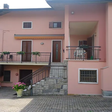 Bed & Breakfast Laura *