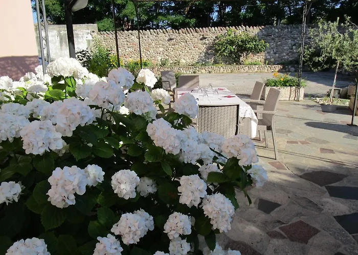 Laura Bed and breakfast 3*